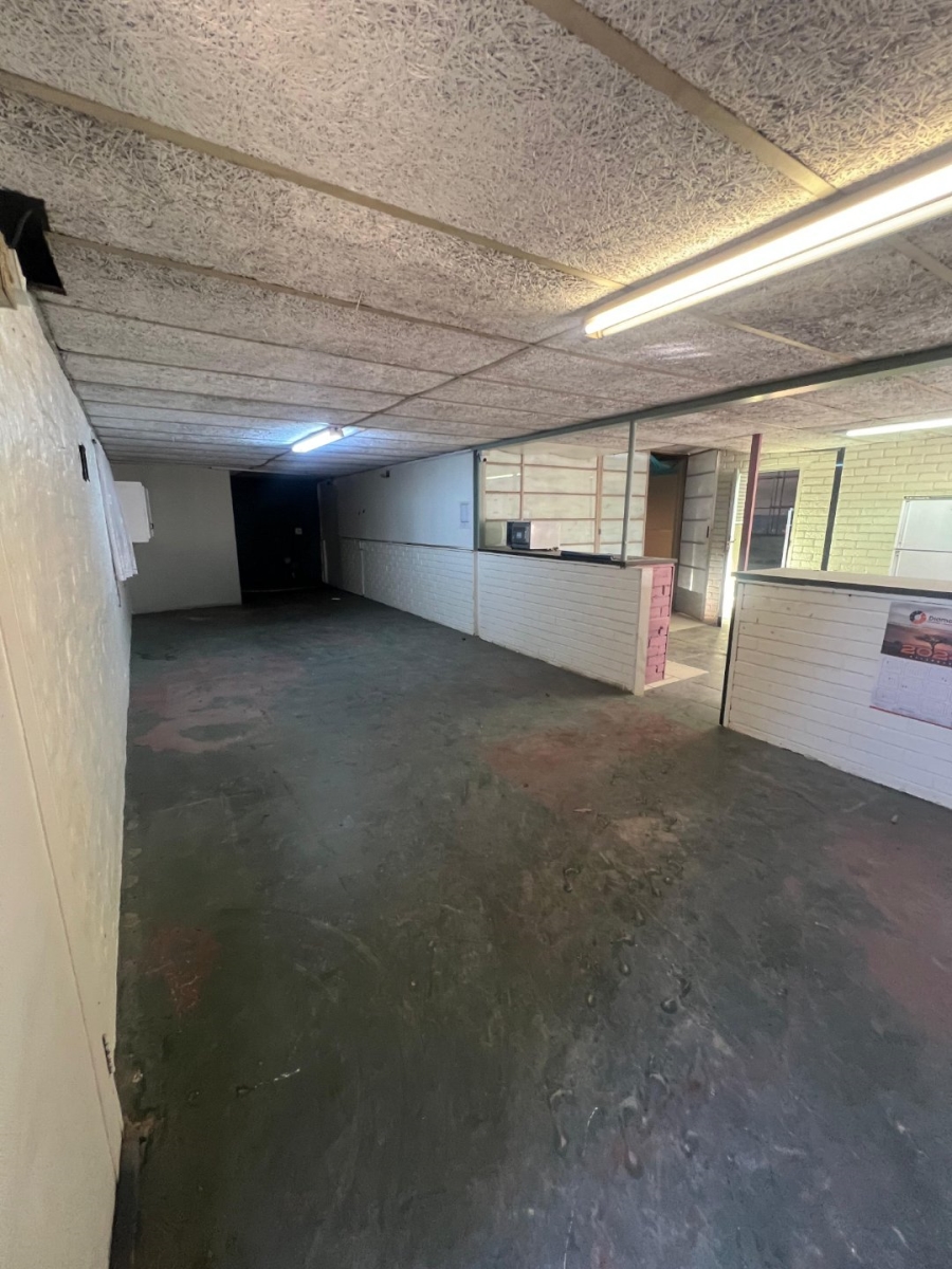 To Let commercial Property for Rent in Klerksdorp Industrial North West